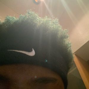 Meet your Posher, Jermonte